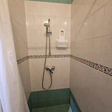 Well-equipped 4br Flat In Peaceful - Gv *