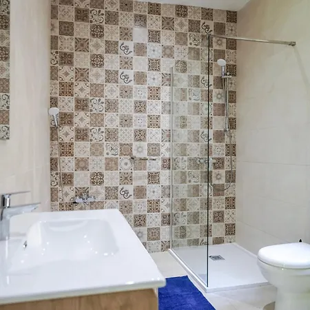 Lägenhet Well-equipped 4br Flat In Peaceful - Gv *