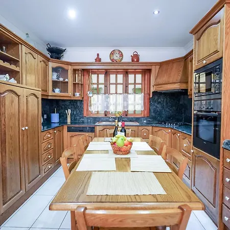 Lägenhet Well-equipped 4br Flat In Peaceful - Gv