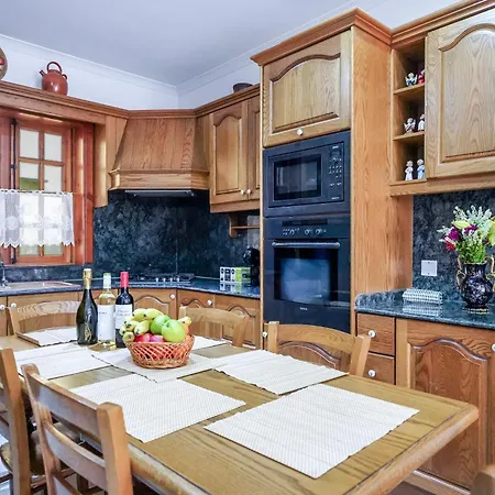 Well-equipped 4br Flat In Peaceful - Gv Lägenhet