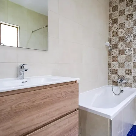 The Grand - Gz Gzira