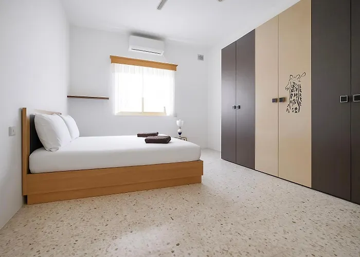 Lejlighed Well-equipped 4br Flat In Peaceful - Gv