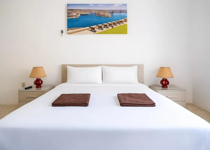 Well-equipped 4br Flat In Peaceful - Gv