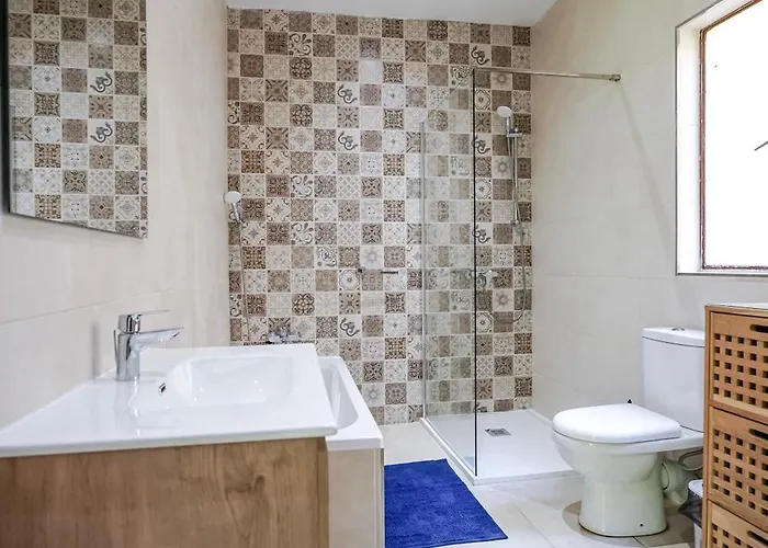 Well-equipped 4br Flat In Peaceful - Gv Lejlighed