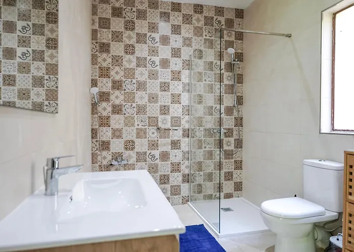 Lejlighed Well-equipped 4br Flat In Peaceful - Gv *