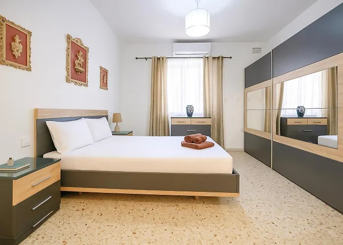 Lejlighed Well-equipped 4br Flat In Peaceful - Gv *