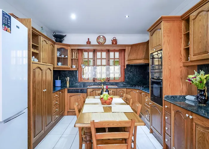 Well-equipped 4br Flat In Peaceful - Gv *